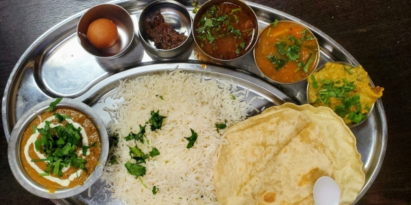 Trekking in Nepal: A Comprehensive Guide to Food, Hotels and Weather