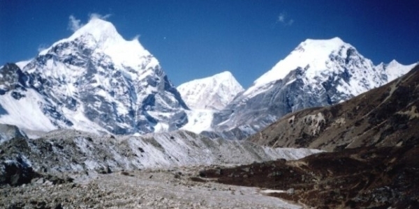 Makalu Trek: An Unforgettable Journey to the Fifth Highest Mountain in the World